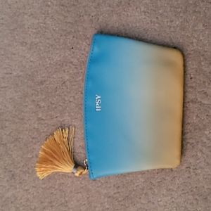 Ipsy makeup bag